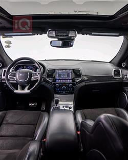 جیپ گراند شیرۆکی